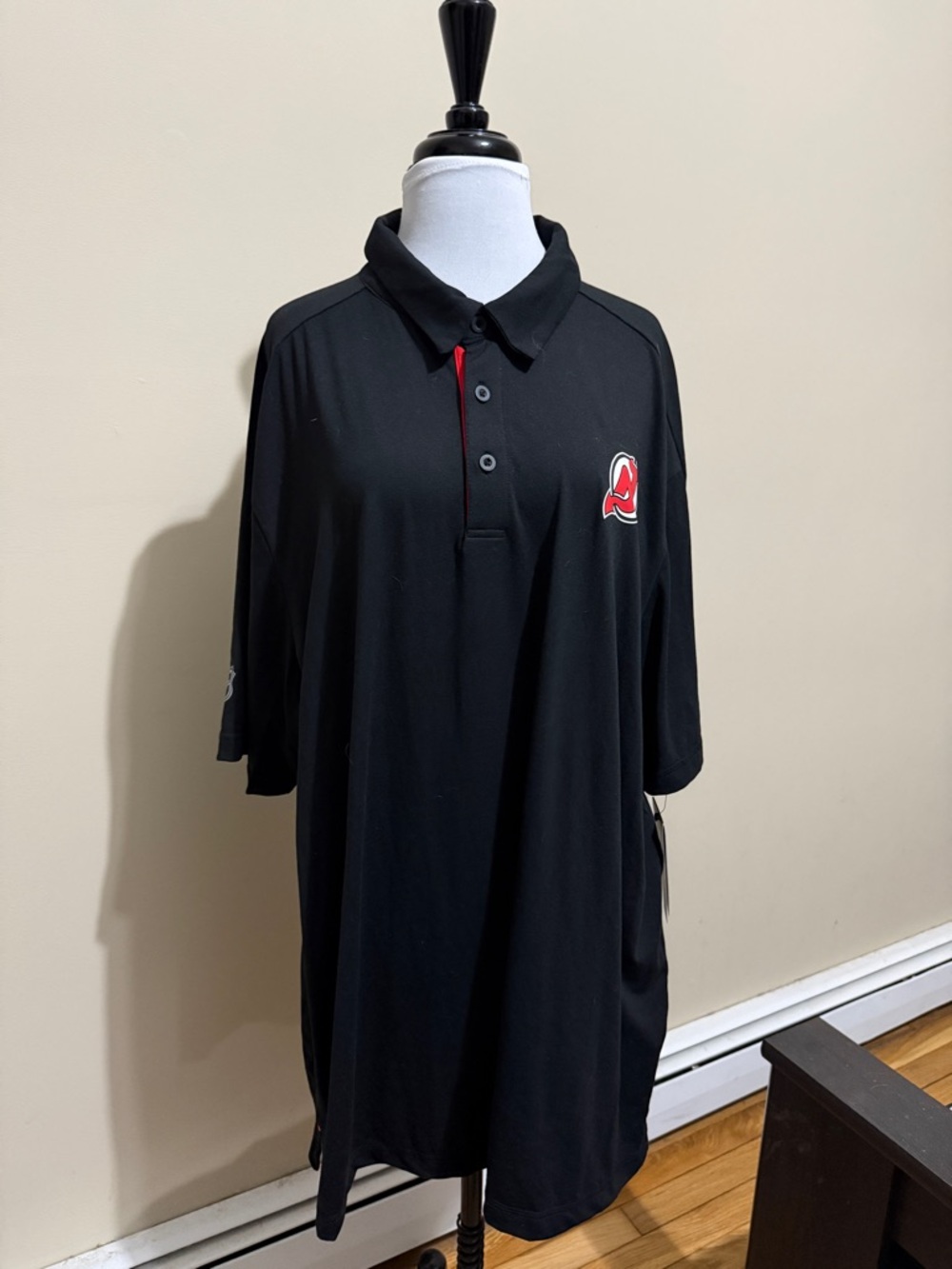 Nj Devils men’s polo - new with tags.